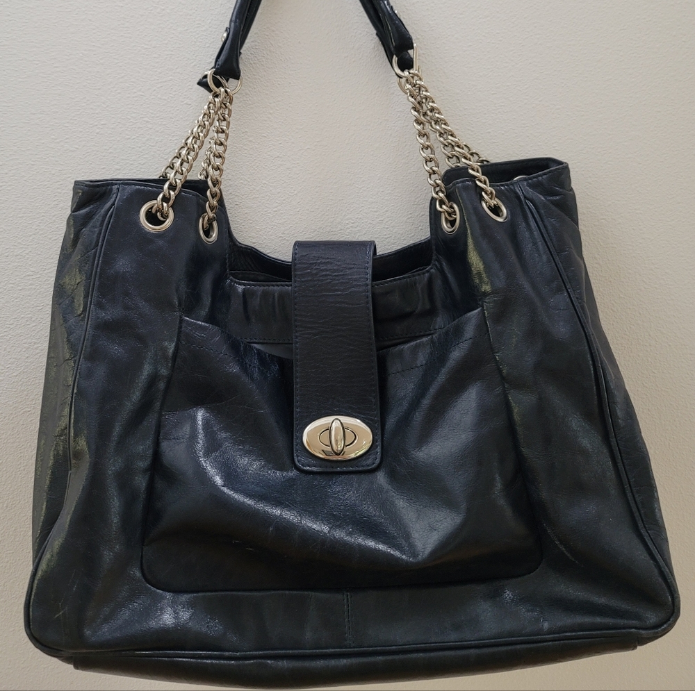 L Erickson Dark Navy Blue Zipper Divided 3 Interior Pockets 1 Exterior Pocket